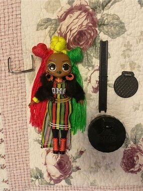 L.O.L. Surprise! OMG Queens, Sways doll